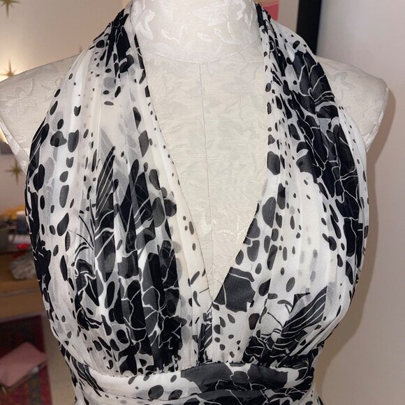 Tadashi Vintage Womens Dress Size Medium White Floral Halter Deadstock Pure Silk - Picture 5 of 12